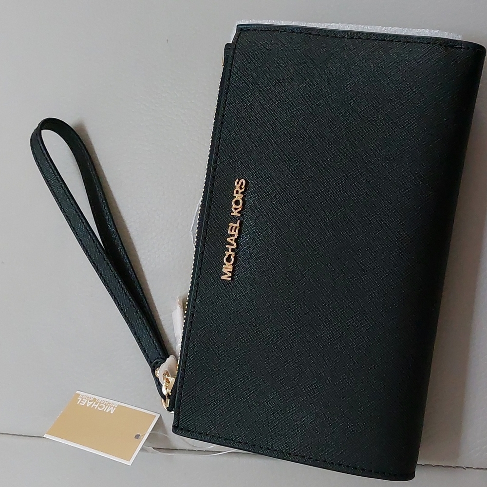 Michael Kors phone wallet